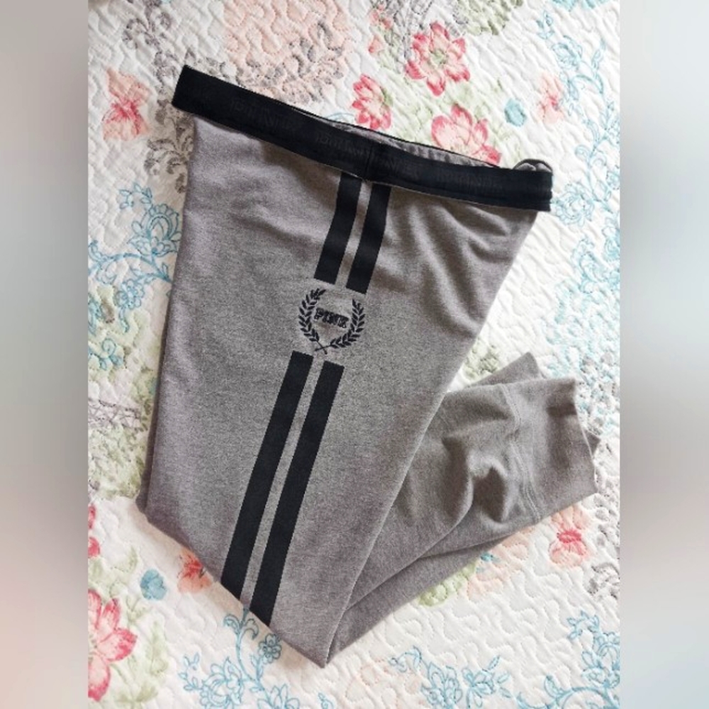 Victoria's Secret PINK Logo Varsity Slim Joggers Fleece Gym Pants Mid Rise LARGE